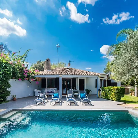 With Large Private Pool Crestatx